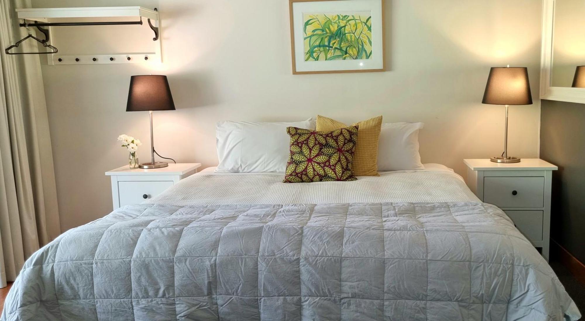 Elfin Hill Vineyard Accommodation โพโคลบิน ภายนอก รูปภาพ