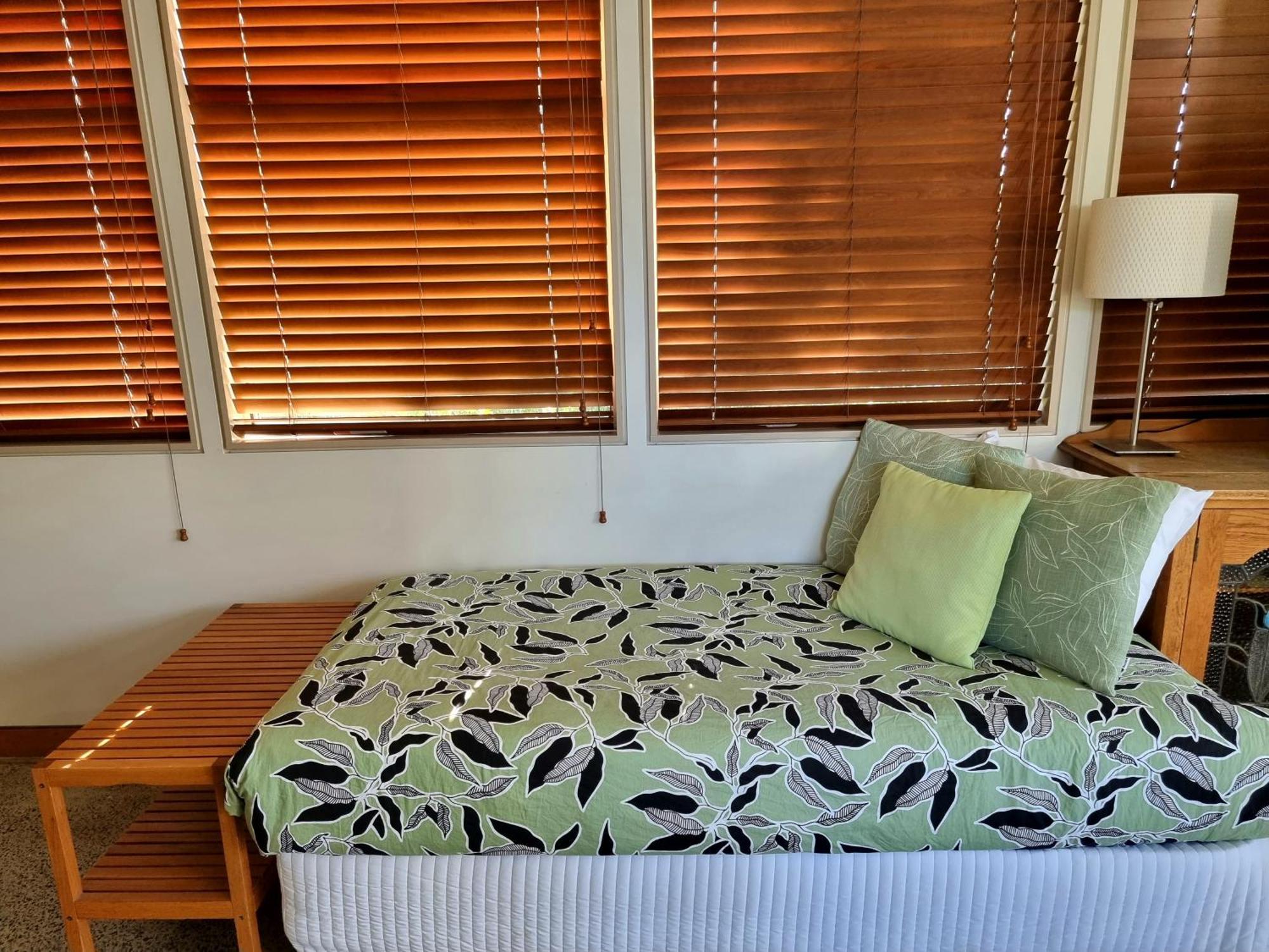 Elfin Hill Vineyard Accommodation โพโคลบิน ภายนอก รูปภาพ