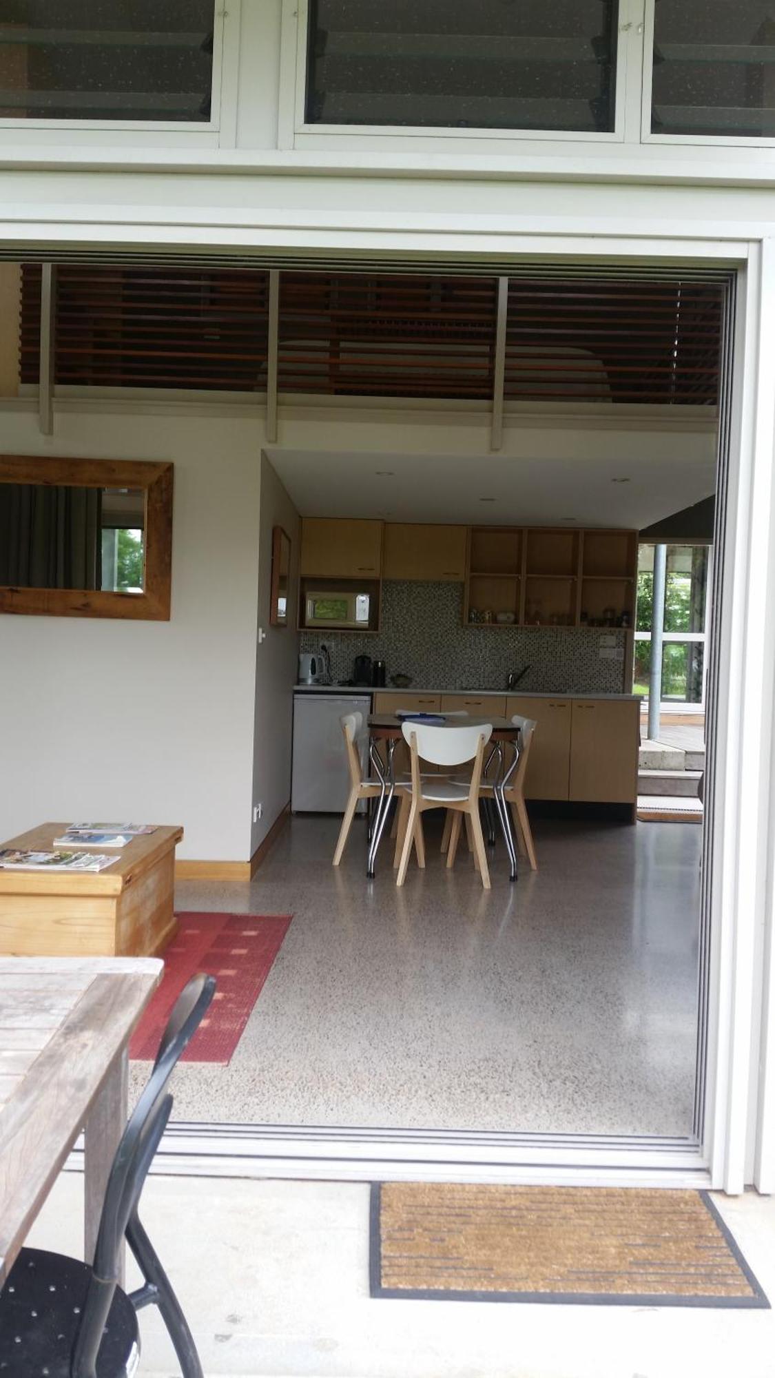 Elfin Hill Vineyard Accommodation โพโคลบิน ภายนอก รูปภาพ