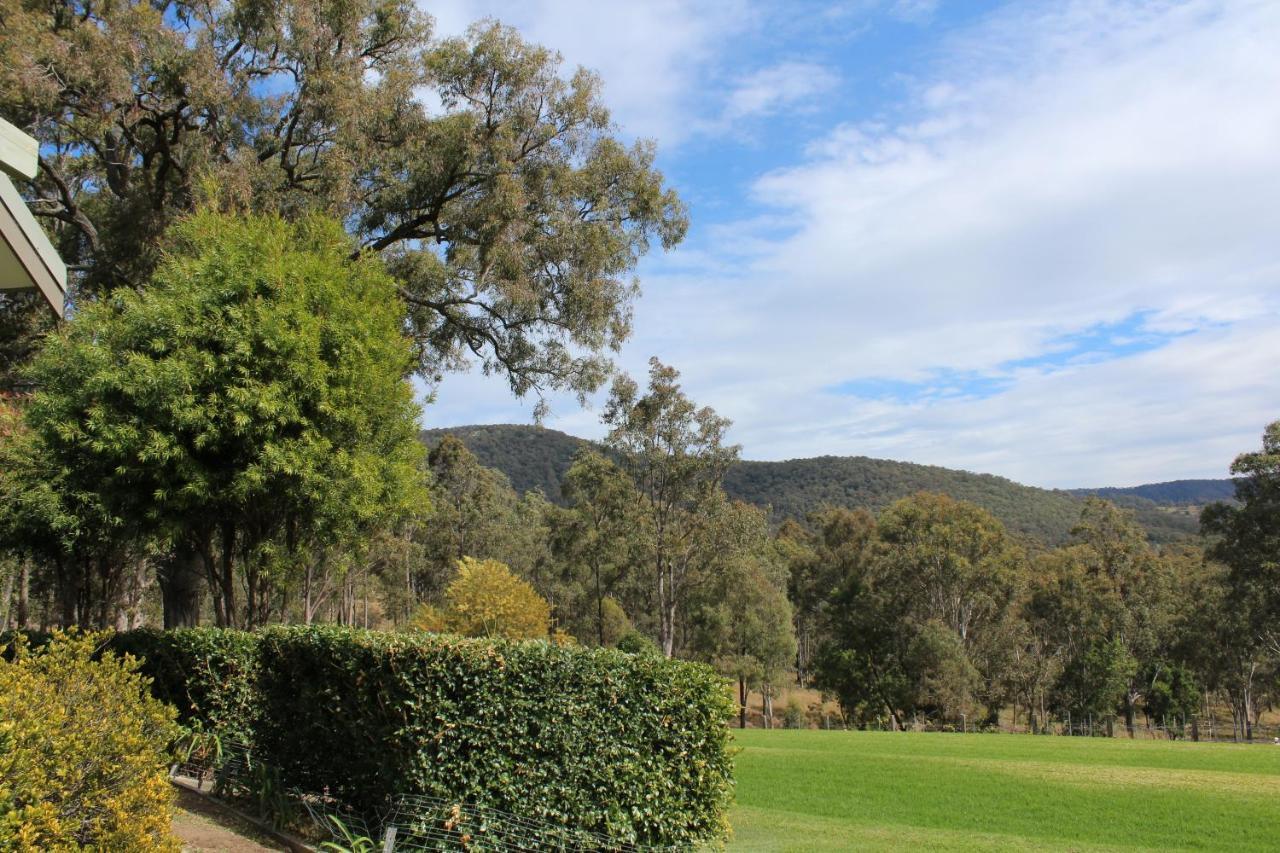 Elfin Hill Vineyard Accommodation โพโคลบิน ภายนอก รูปภาพ